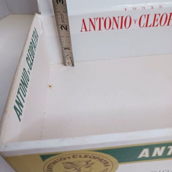 Vintage Cigar Box - Picture 6 of 11